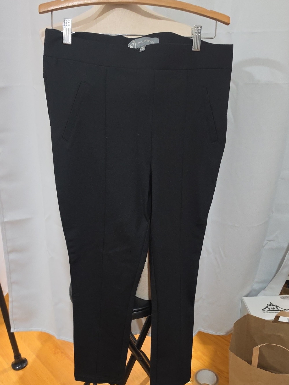 Wit &Wisdom Black Straight-Leg Pull-On Pants